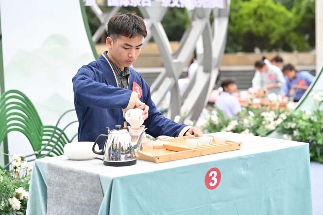 “贵州冲泡 想泡就泡” 第十二届贵州绿茶全民冲泡大赛报名正式开始啦！