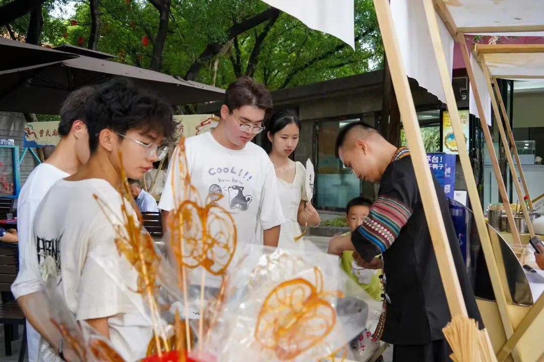 快来中国酒文化城打卡体验，“节日里的茅台·享约奇妙文旅”盛宴持续